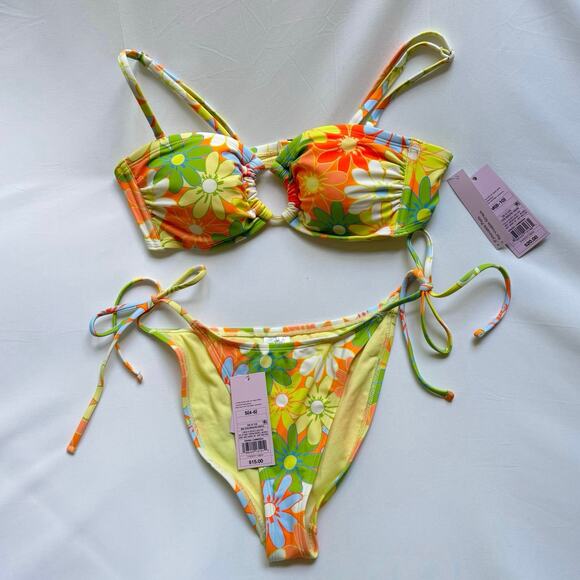 Wild Fable Women’s Floral Bikini Size S Size M Cheeky Bottom Bandeau Top NEW - Picture 2 of 14